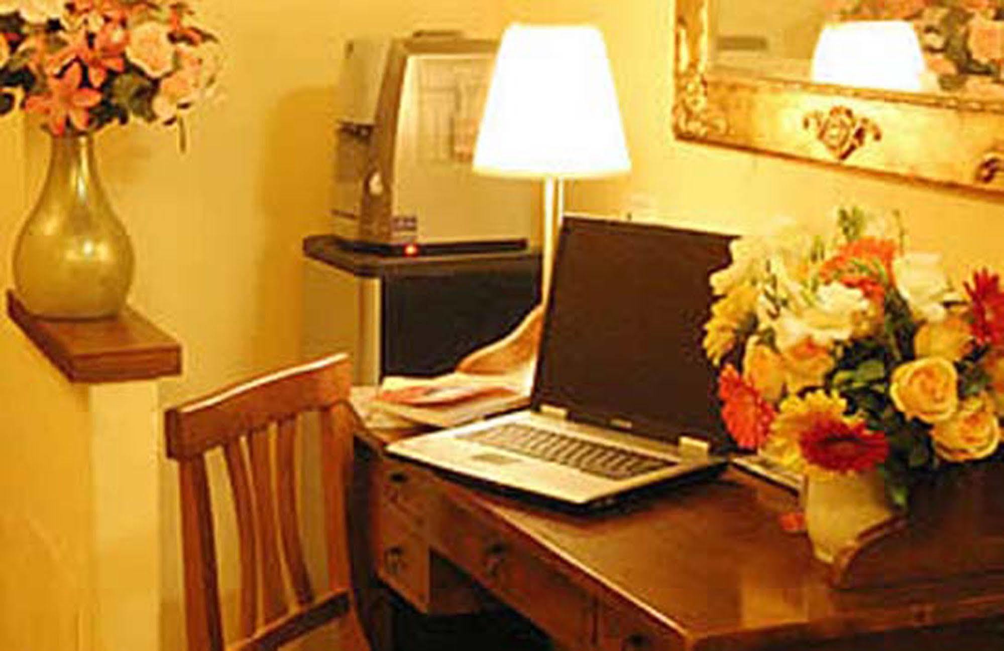 Baggot Court Townhouse Hotell Dublin Eksteriør bilde