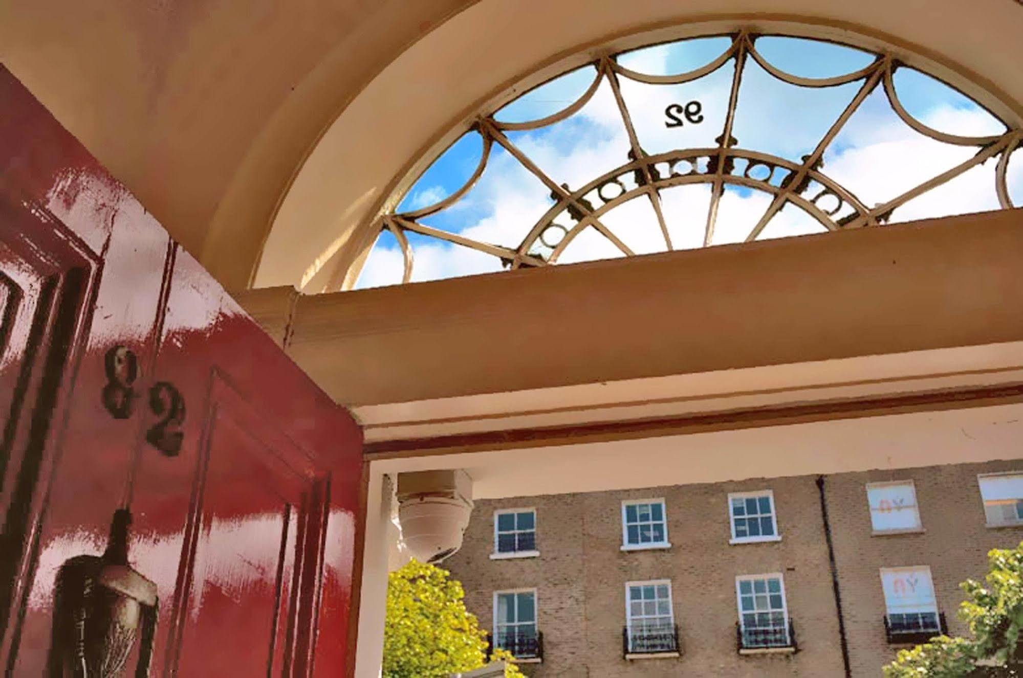 Baggot Court Townhouse Hotell Dublin Eksteriør bilde